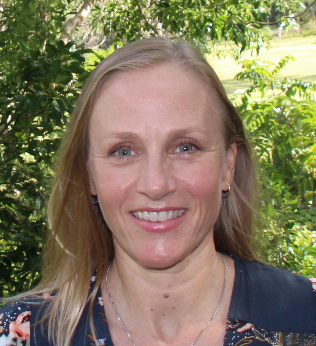 Alison Land